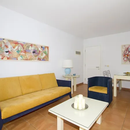 Velazquez Apartman *